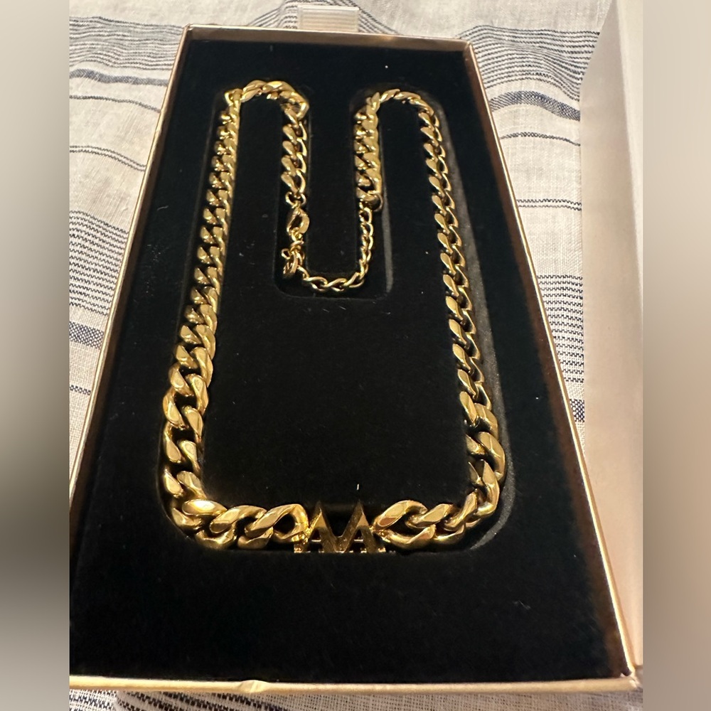 Initial Necklace. AA. - Picture 6 of 7
